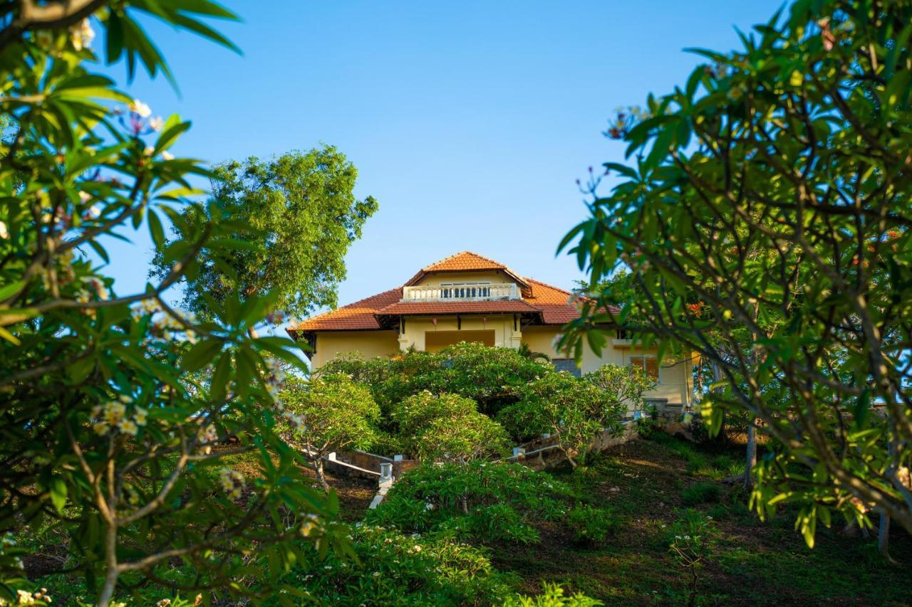 Fleur De Lys Resort & Spa Long Hai Exterior photo